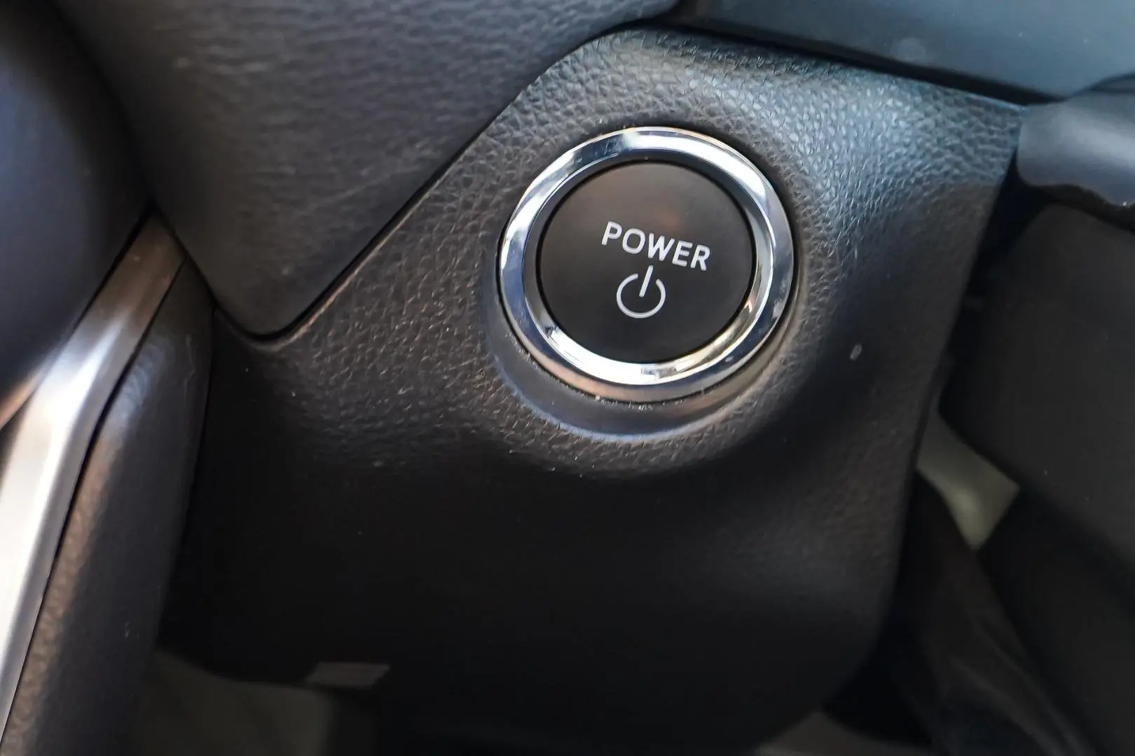 2024 Toyota RAV4 Gallery Image 24