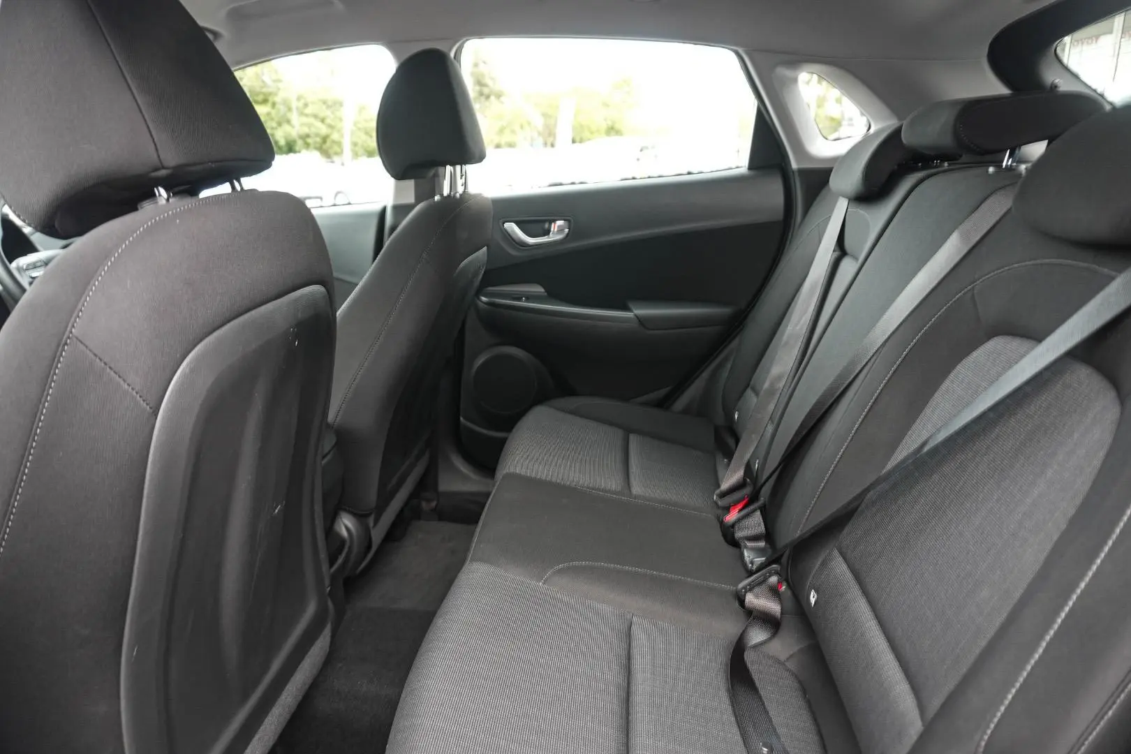 2023 Hyundai Kona Gallery Image 12