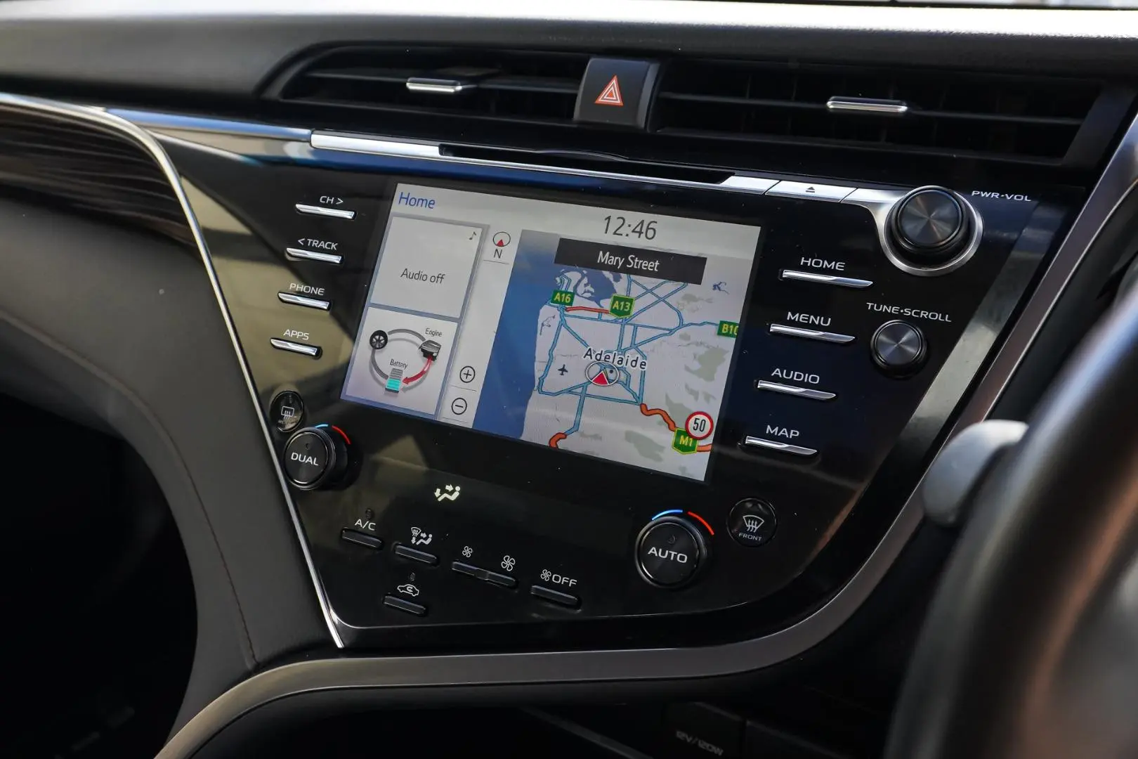 2018 Toyota Camry Gallery Image 22