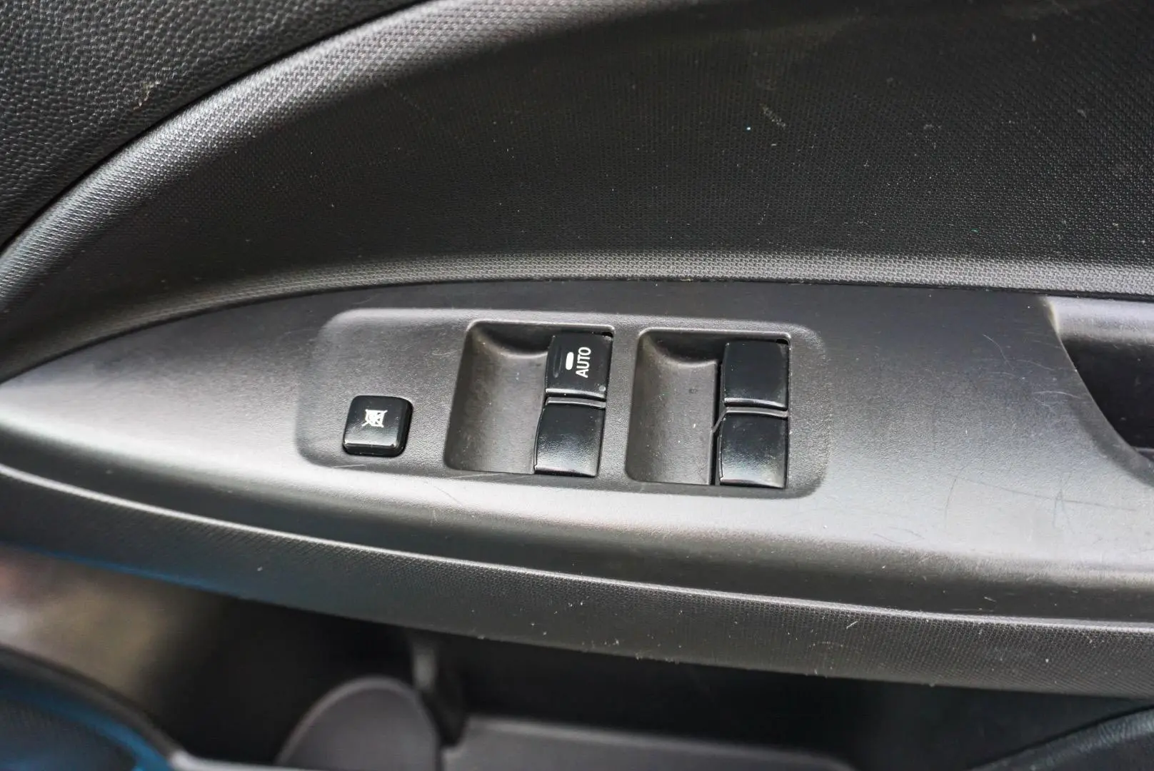 2021 Mitsubishi Mirage Gallery Image 16