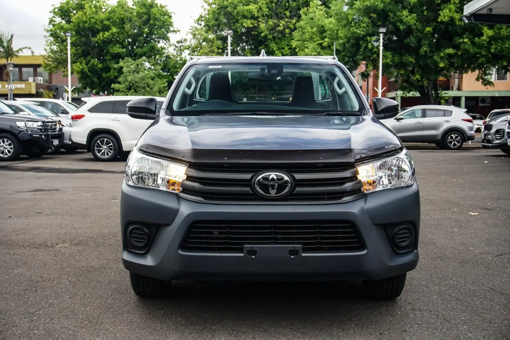 2022 Toyota Hilux Gallery Image 4