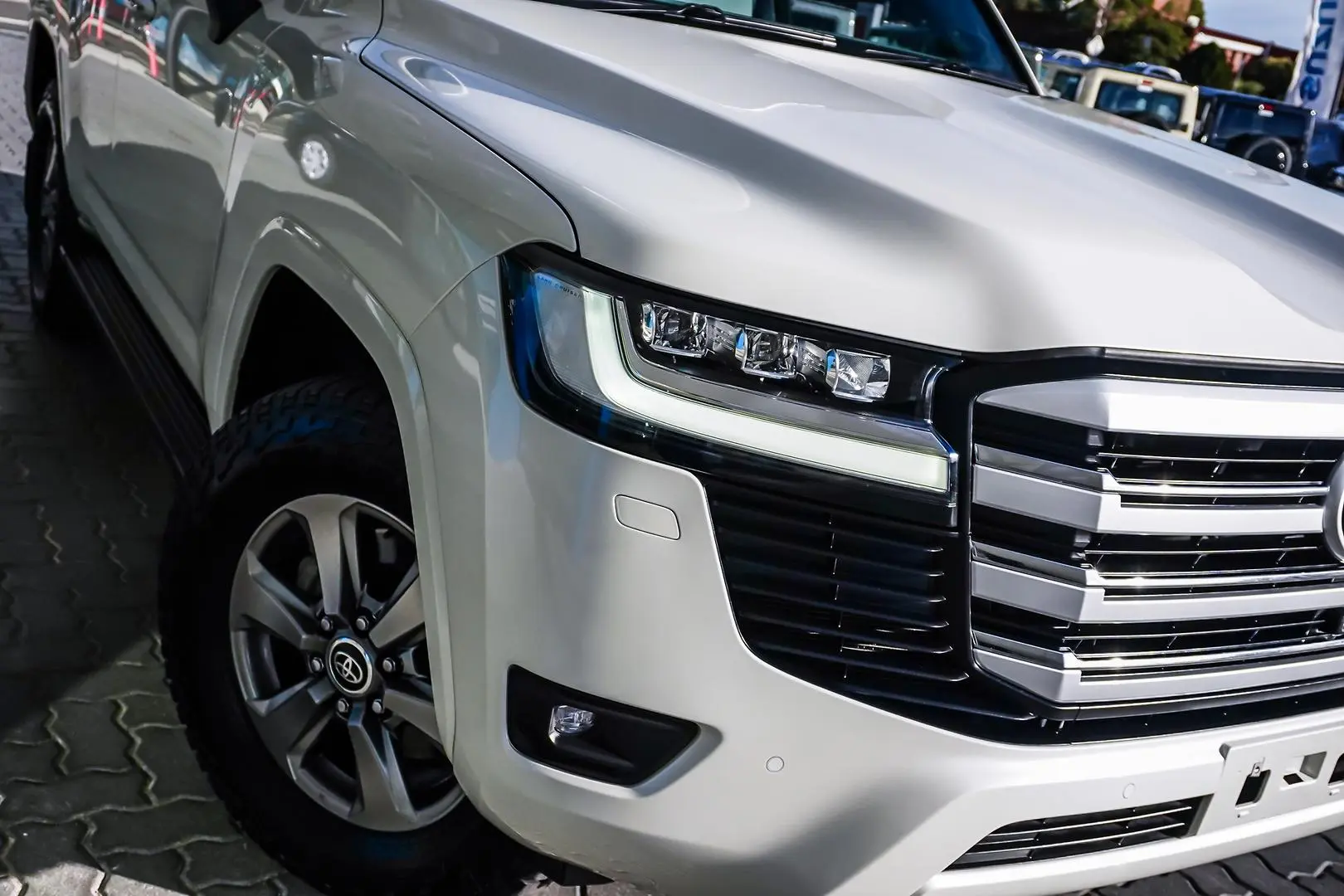 2022 Toyota Landcruiser Gallery Image 14