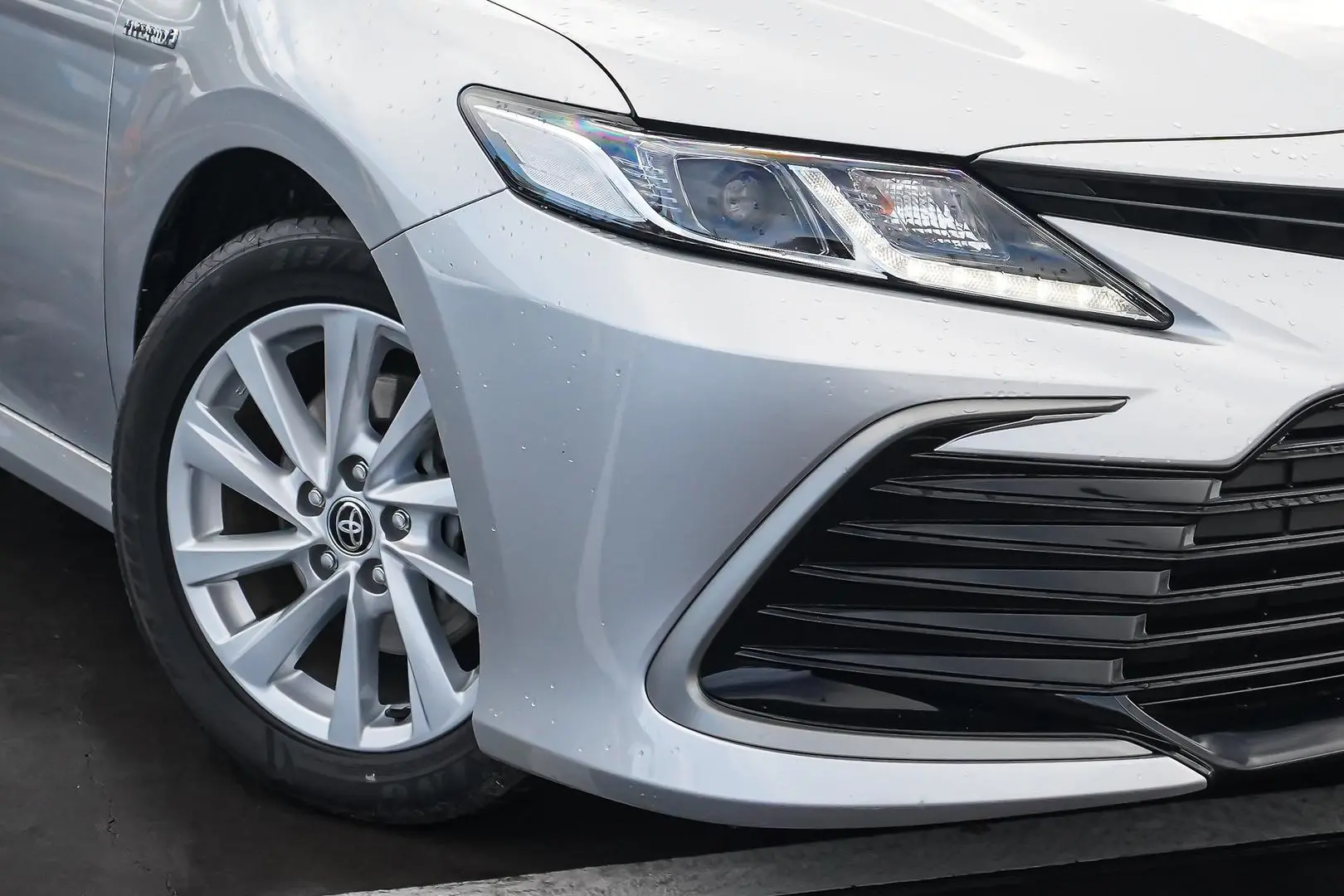 2024 Toyota Camry Gallery Image 11