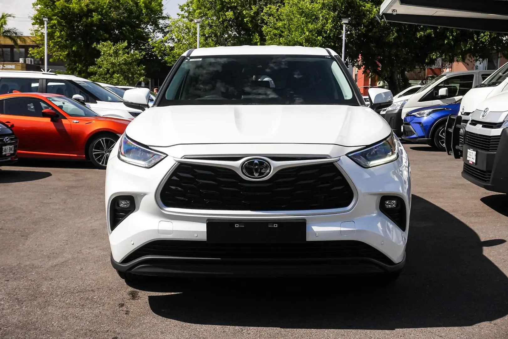 2023 Toyota Kluger Gallery Image 5