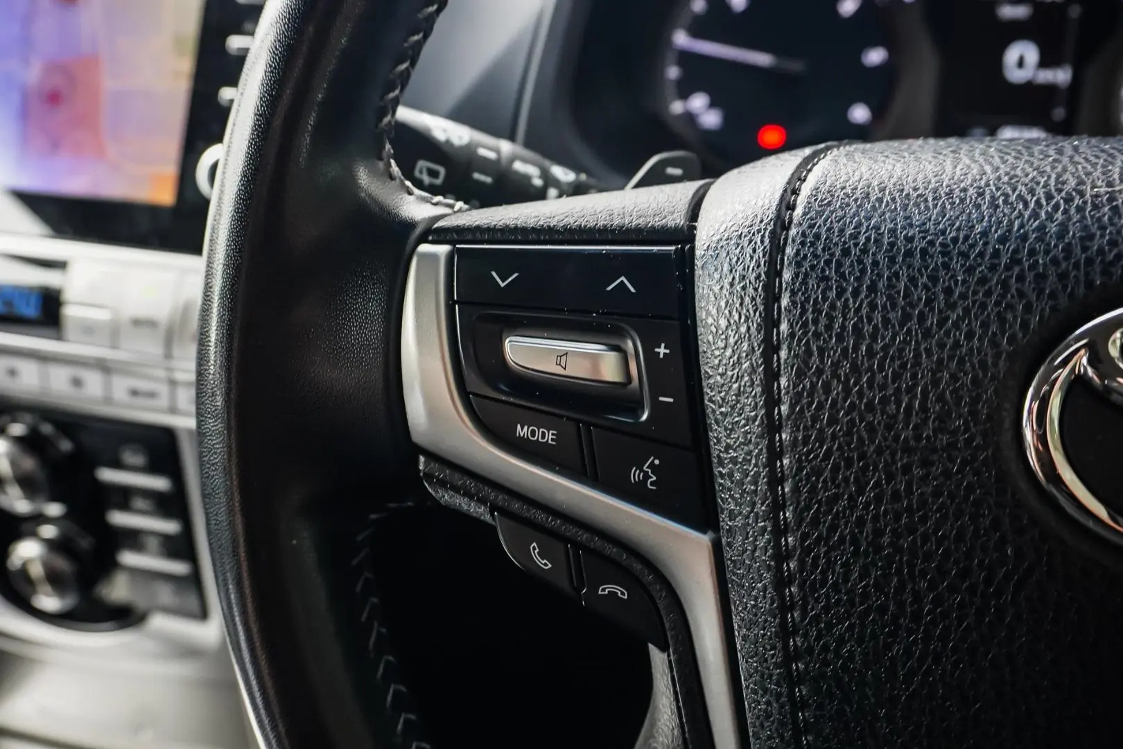 2021 Toyota Landcruiser Prado Gallery Image 22