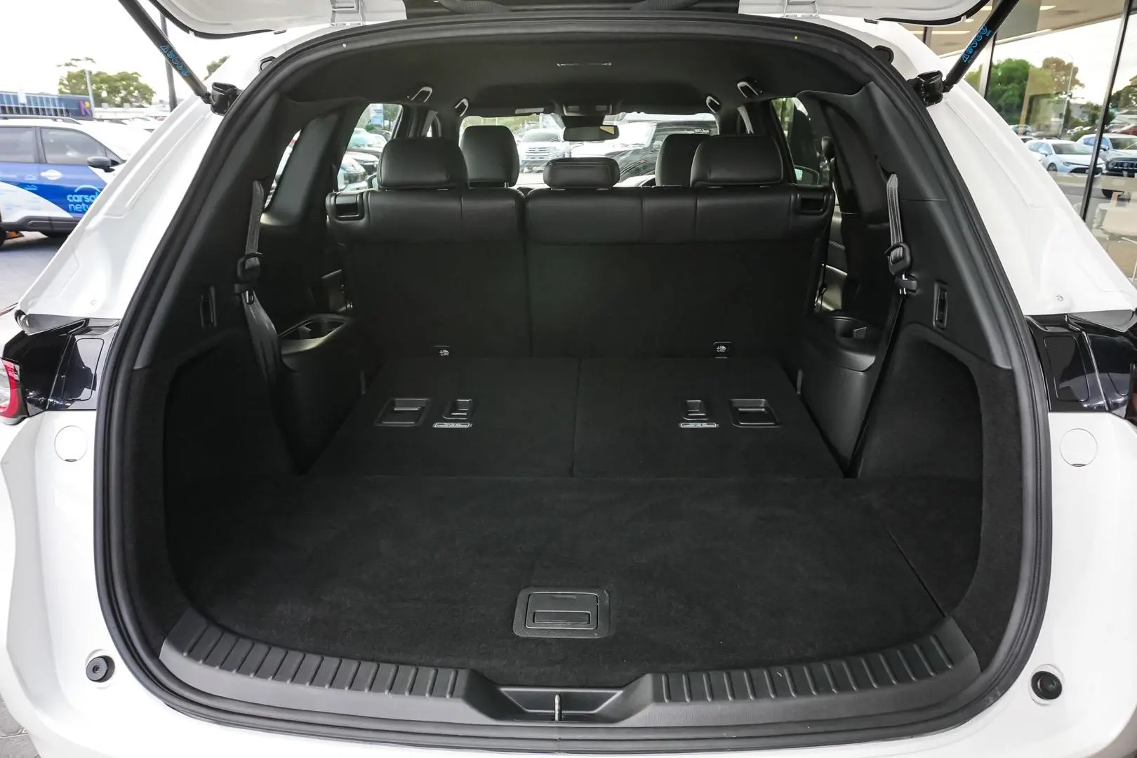 2020 Mazda CX-8 Gallery Image 11