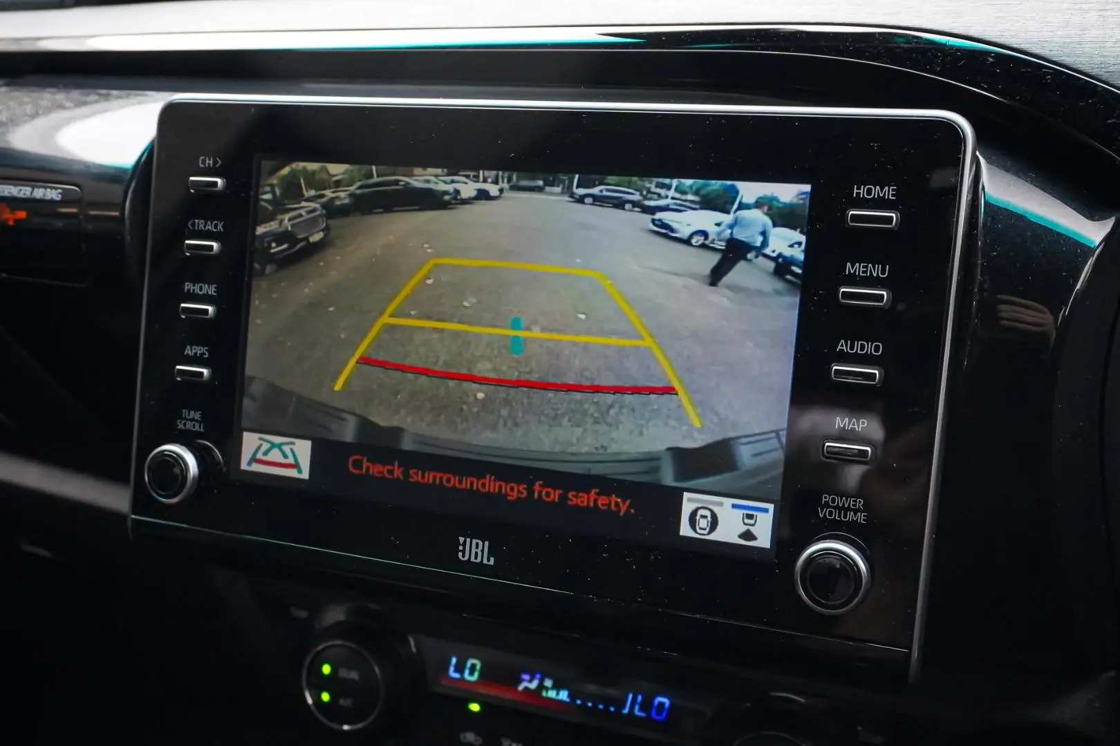 2022 Toyota Hilux Gallery Image 22