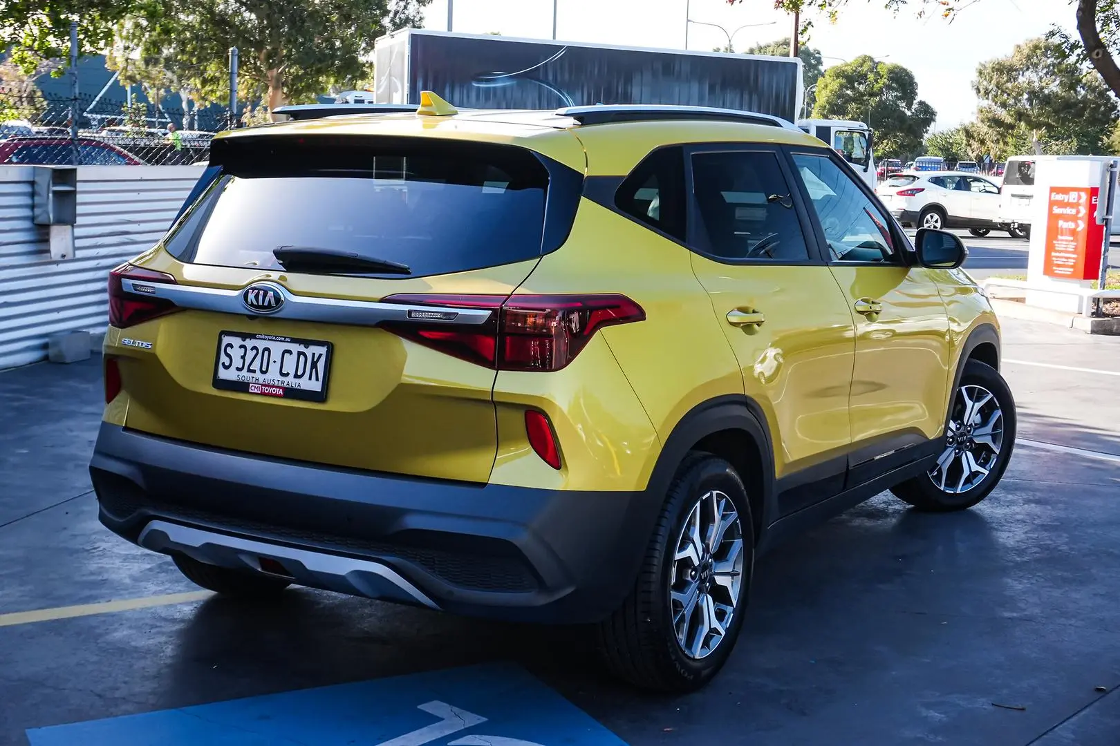 2020 Kia Seltos Gallery Image 3