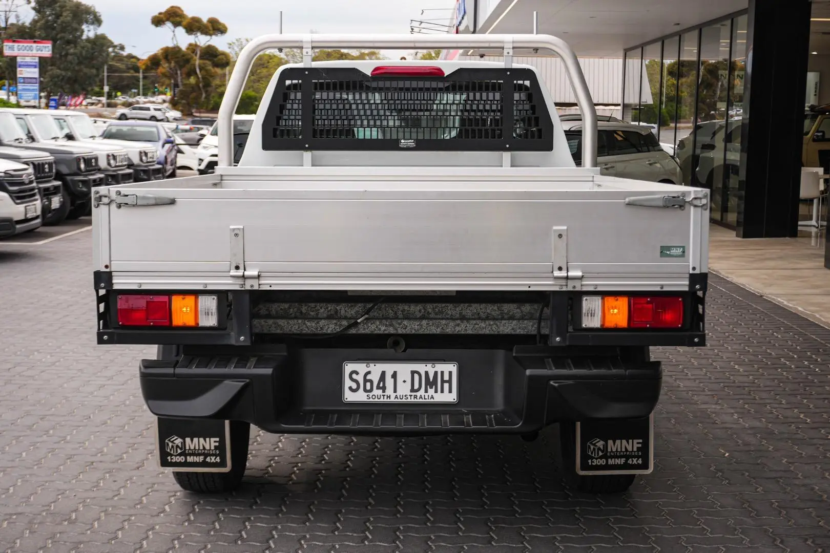 2021 Isuzu D-MAX Gallery Image 6