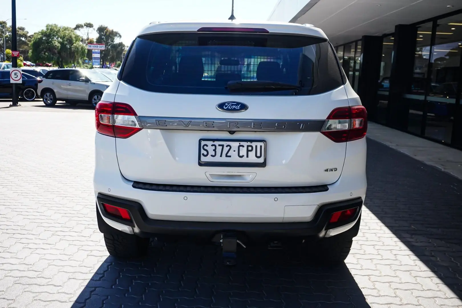 2018 Ford Everest Gallery Image 6