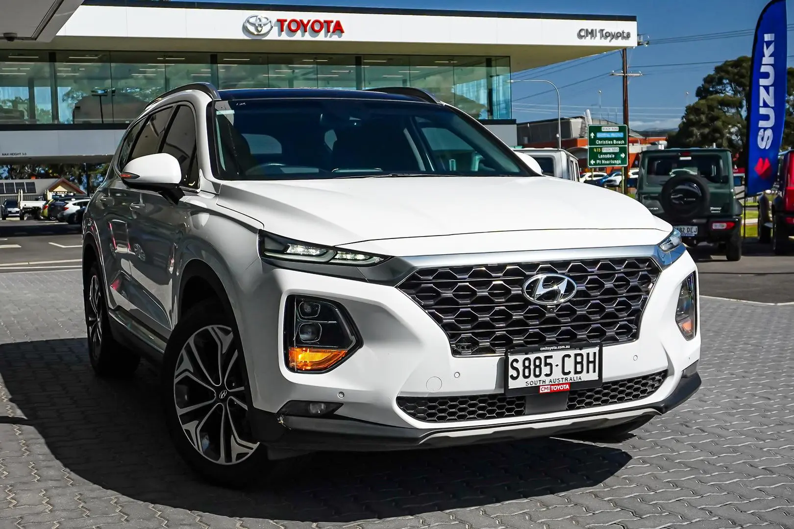 2019 Hyundai Santa Fe Gallery Image 2