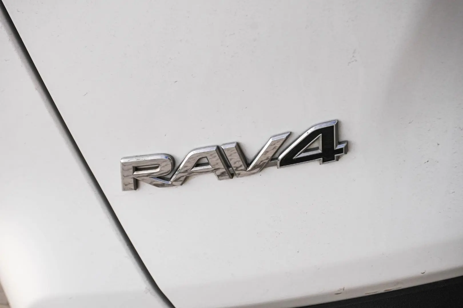 2024 Toyota RAV4 Gallery Image 15