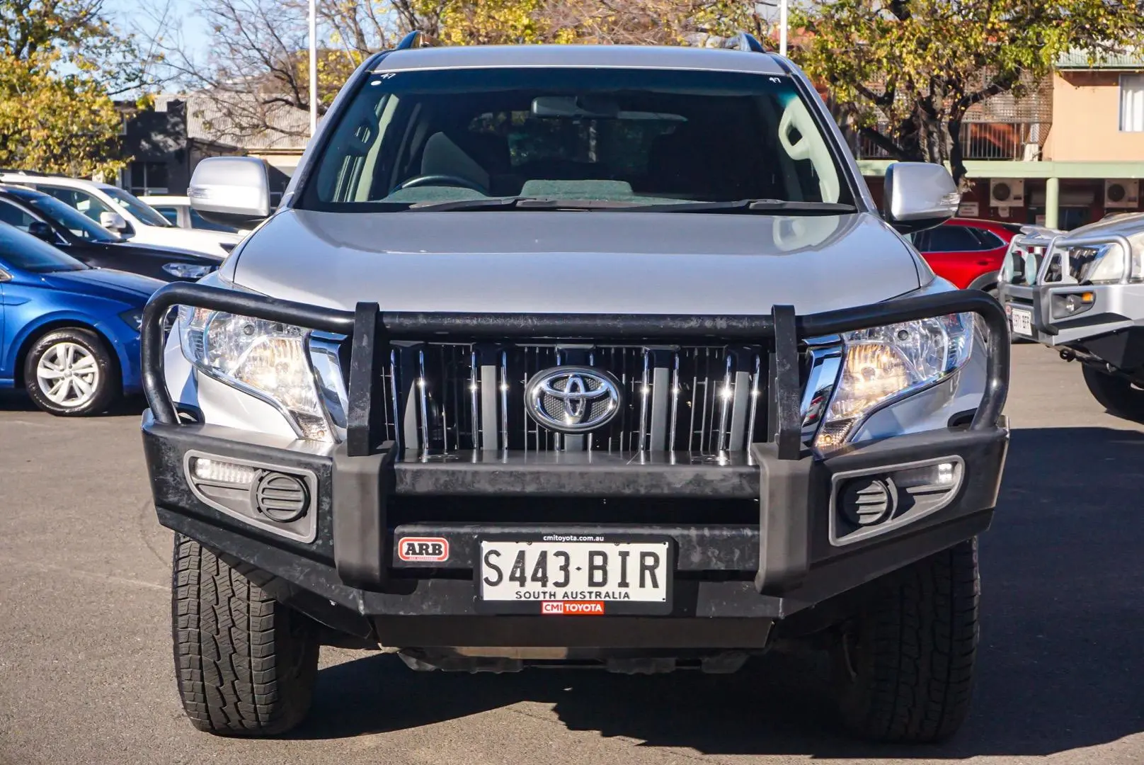 2016 Toyota Landcruiser Prado Gallery Image 5