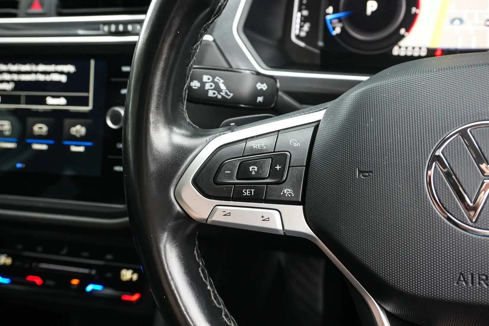 2022 Volkswagen Tiguan Gallery Image 20