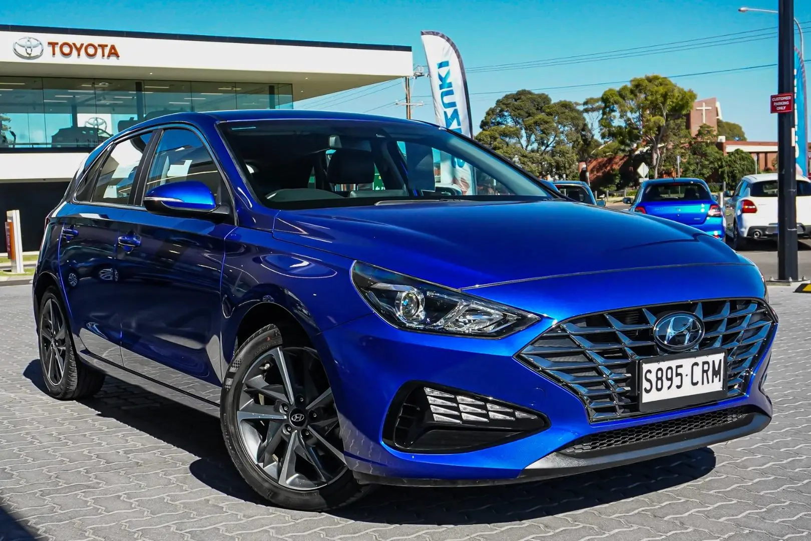 2022 Hyundai i30 Gallery Image 2