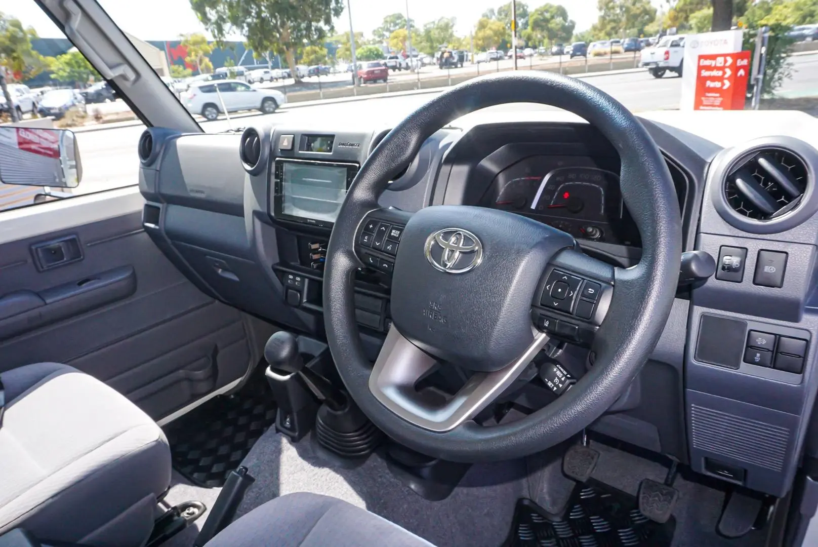 2024 Toyota Landcruiser Gallery Image 7