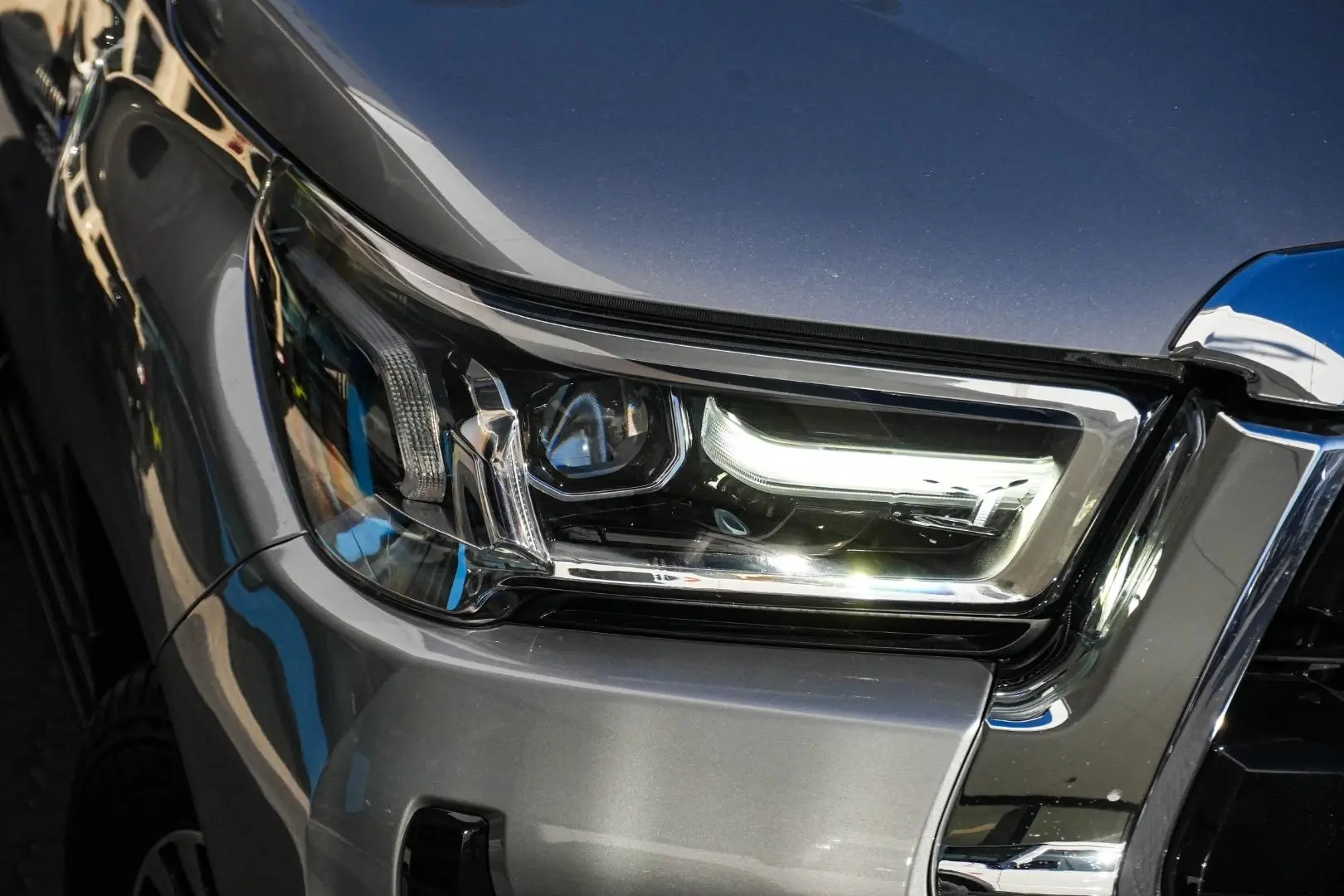 2022 Toyota Hilux Gallery Image 12