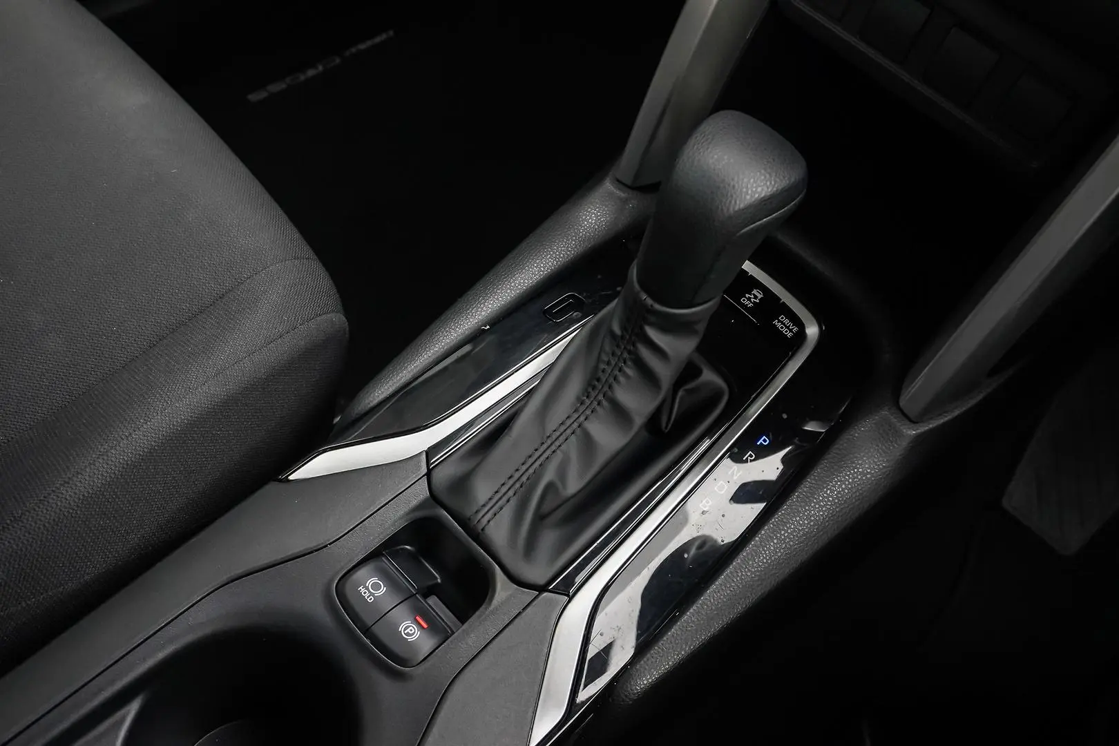 2025 Toyota Corolla Cross Gallery Image 19