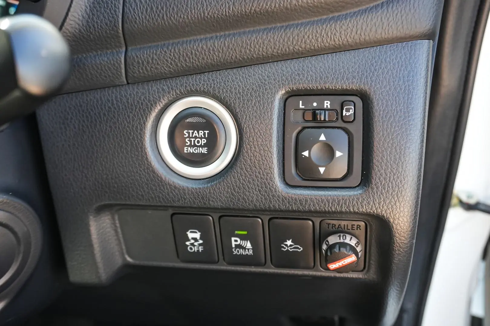 2022 Mitsubishi Pajero Sport Gallery Image 24