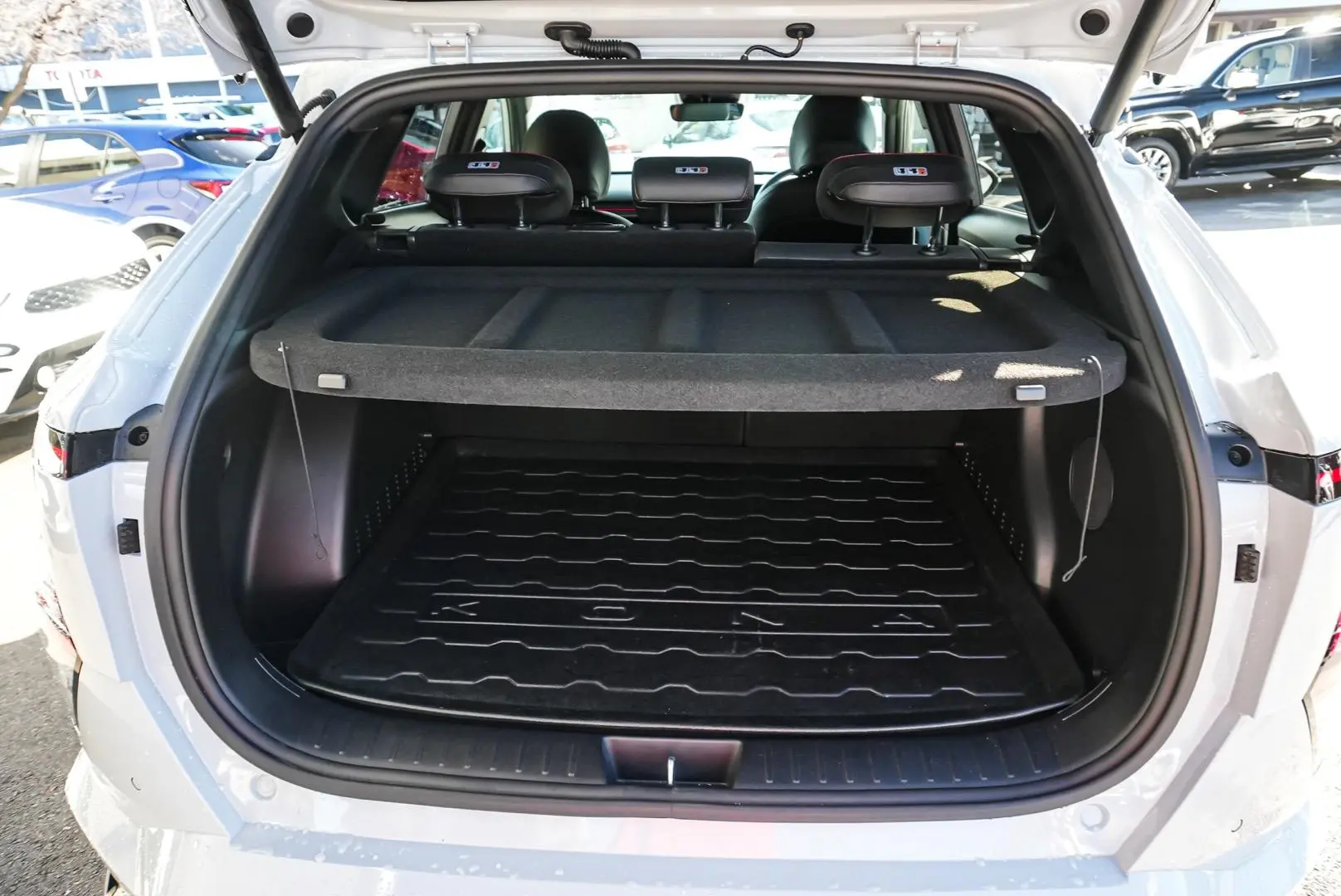 2023 Hyundai Kona Gallery Image 11
