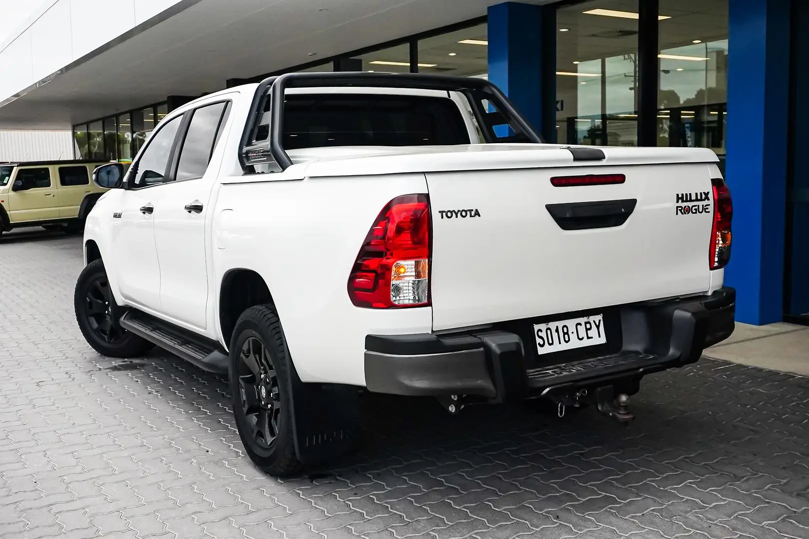 2020 Toyota Hilux Gallery Image 3