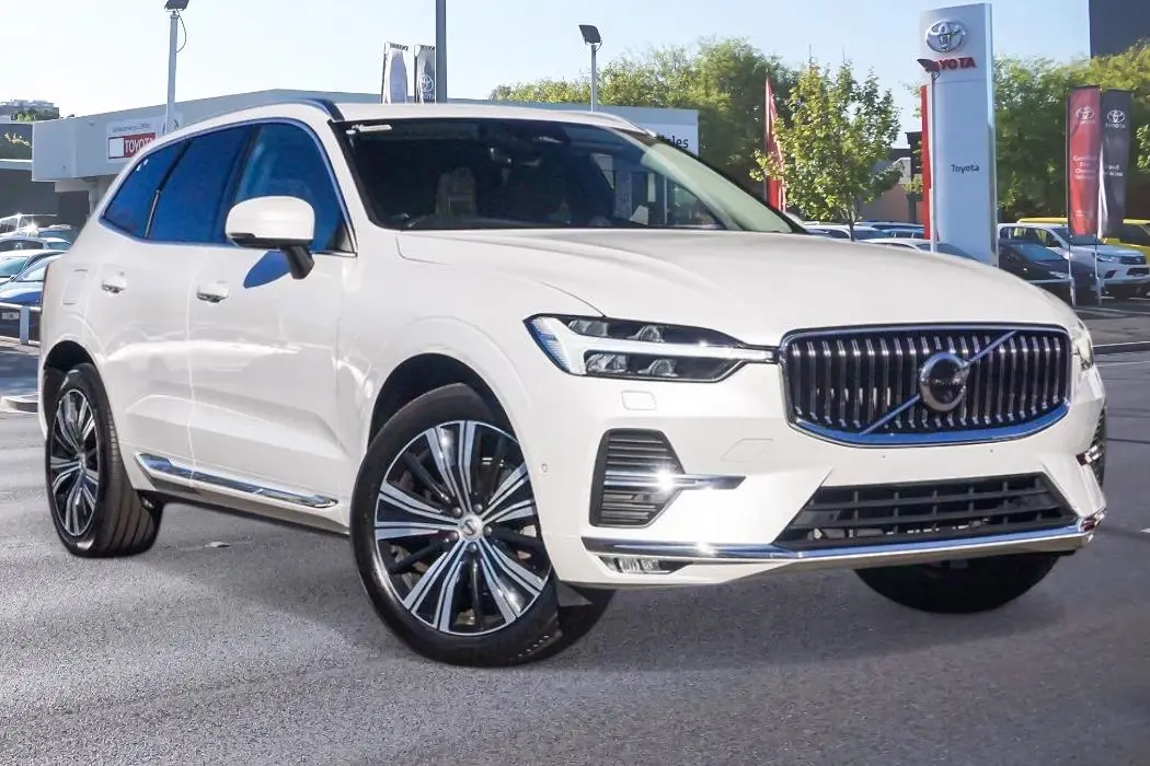 2023 Volvo XC60 Gallery Image 1