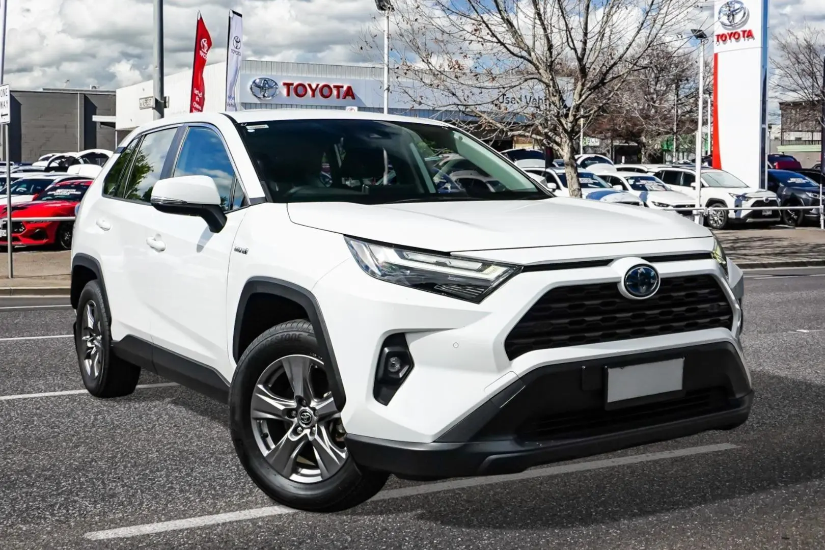 2023 Toyota RAV4 Gallery Image 1