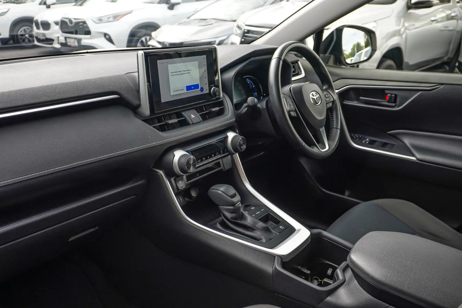 2024 Toyota RAV4 Gallery Image 10