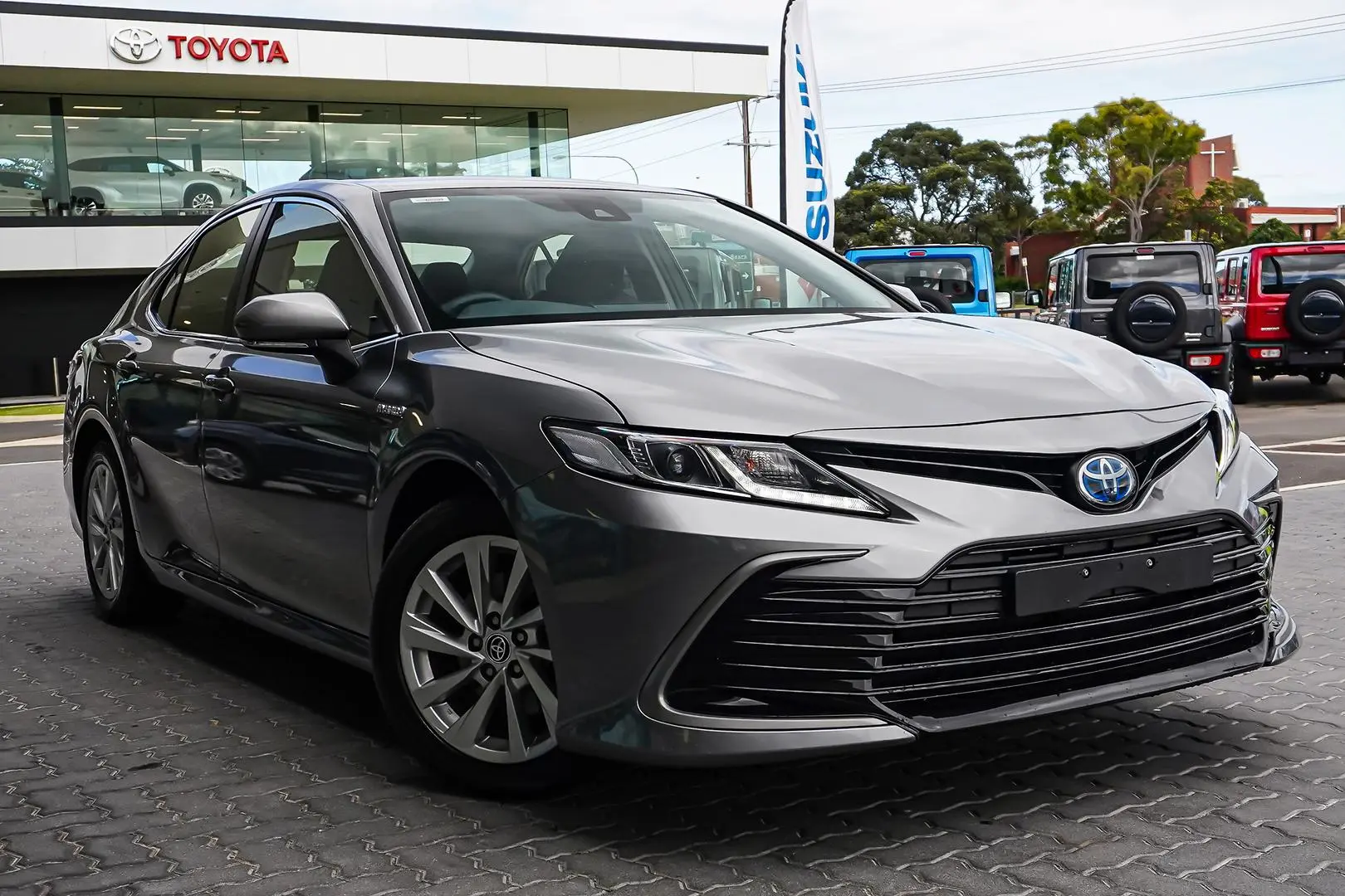 2023 Toyota Camry Gallery Image 2
