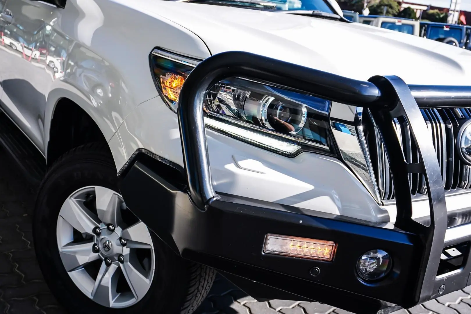 2021 Toyota Landcruiser Prado Gallery Image 12
