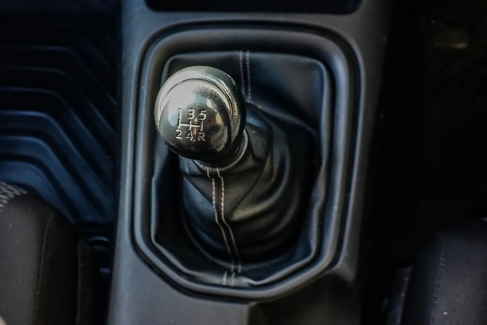 2018 Toyota Hilux Gallery Image 18