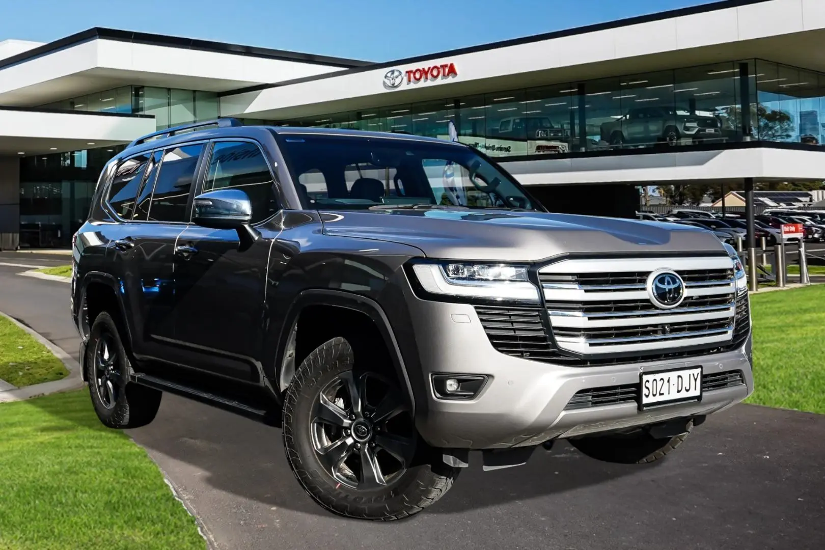 2022 Toyota Landcruiser Gallery Image 1