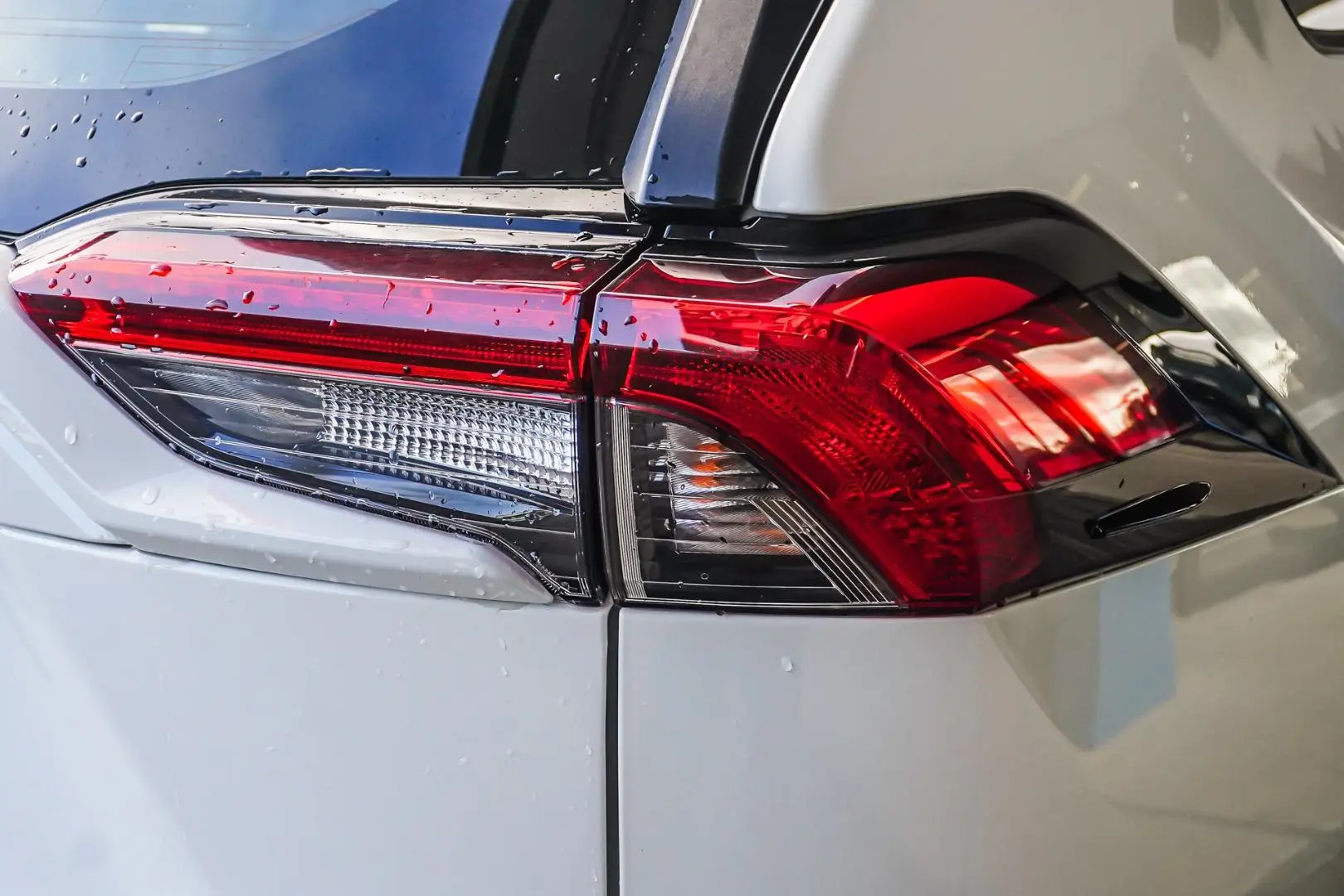 2021 Toyota RAV4 Gallery Image 14