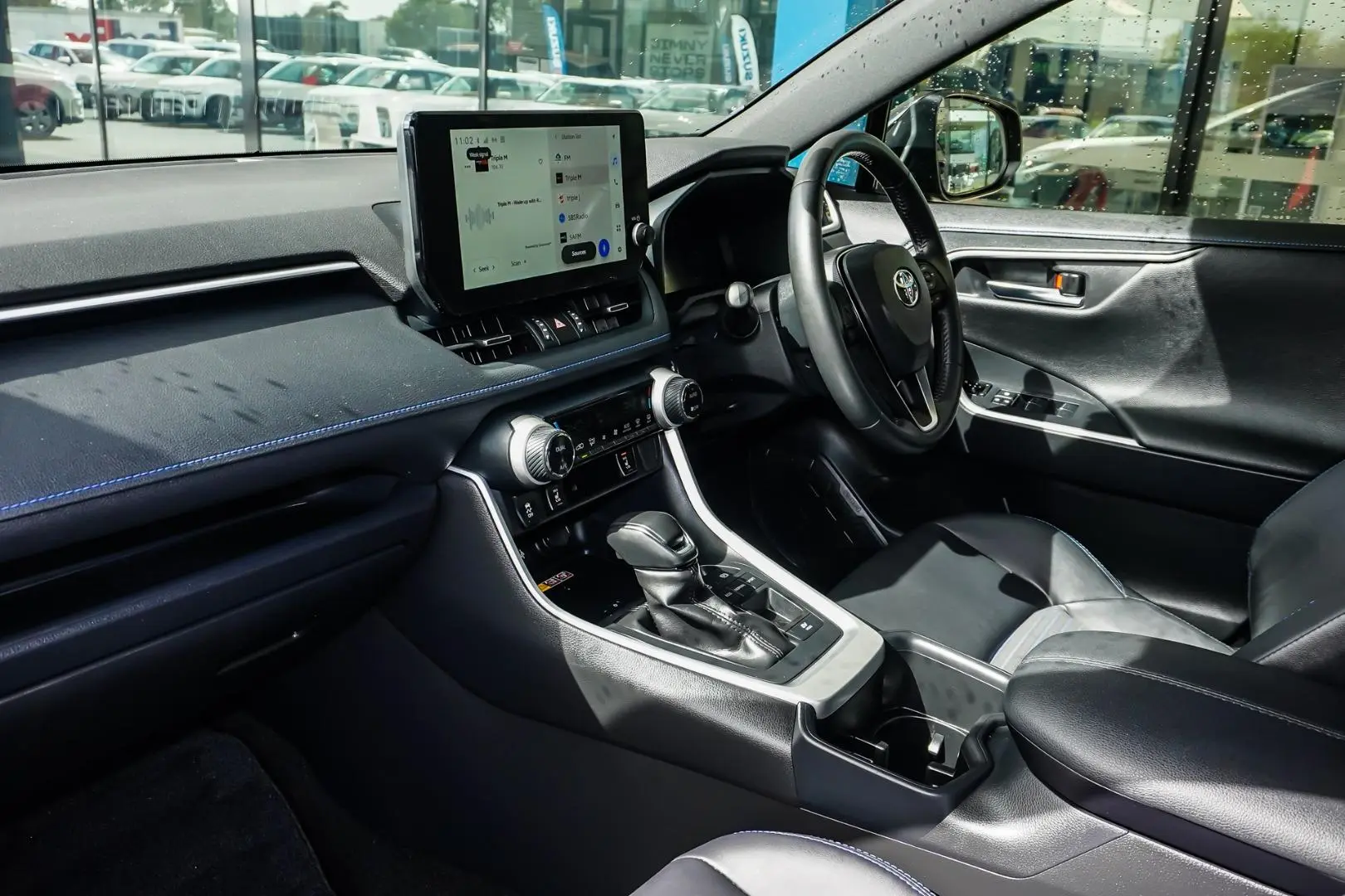 2022 Toyota RAV4 Gallery Image 11