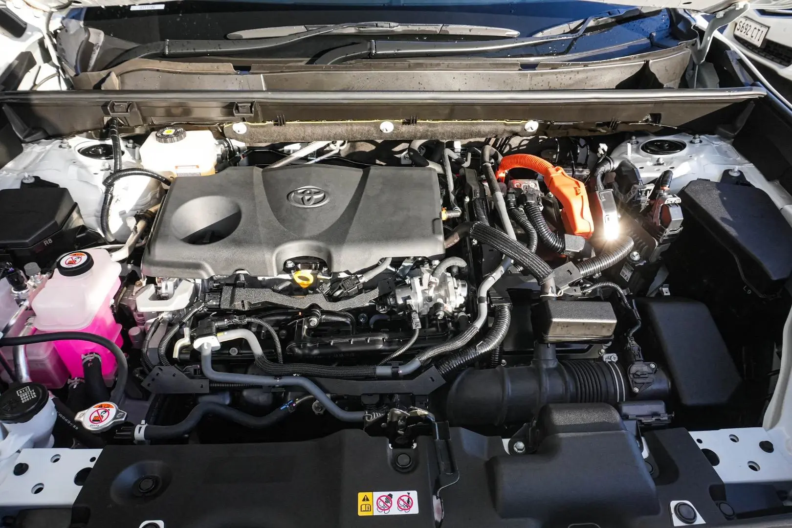 2023 Toyota RAV4 Gallery Image 25