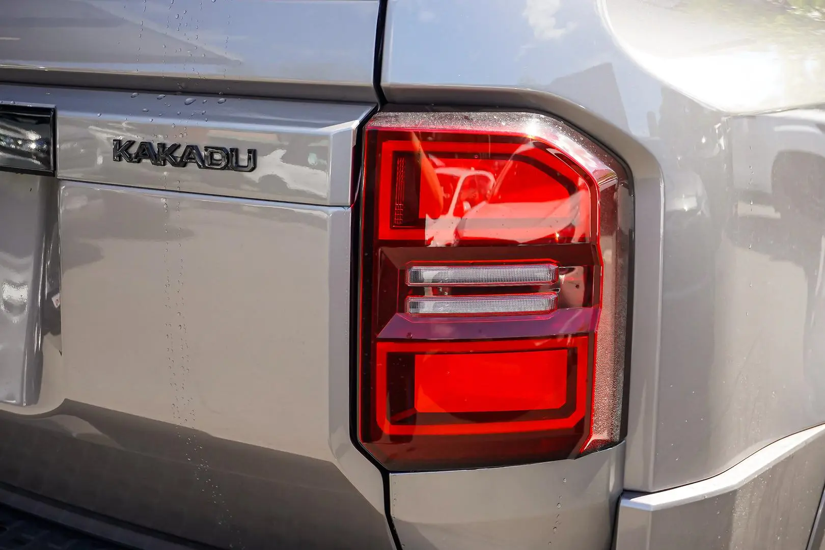 2026 Toyota Landcruiser Prado Gallery Image 14