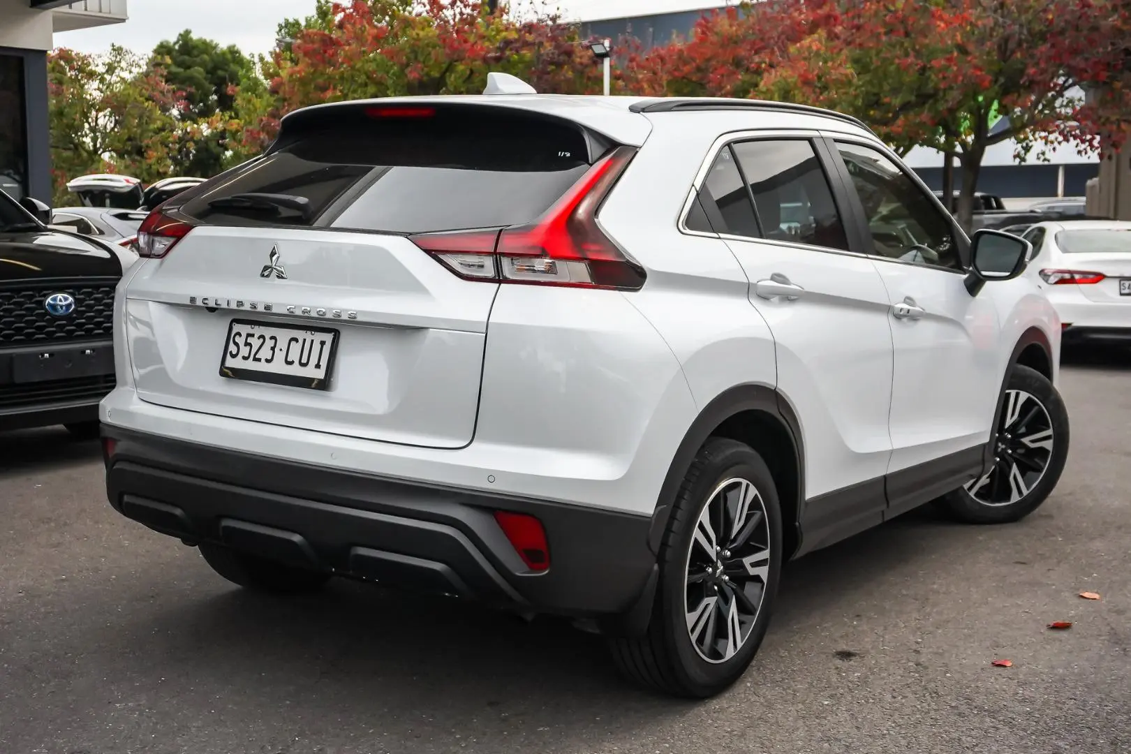 2023 Mitsubishi Eclipse Cross Gallery Image 3