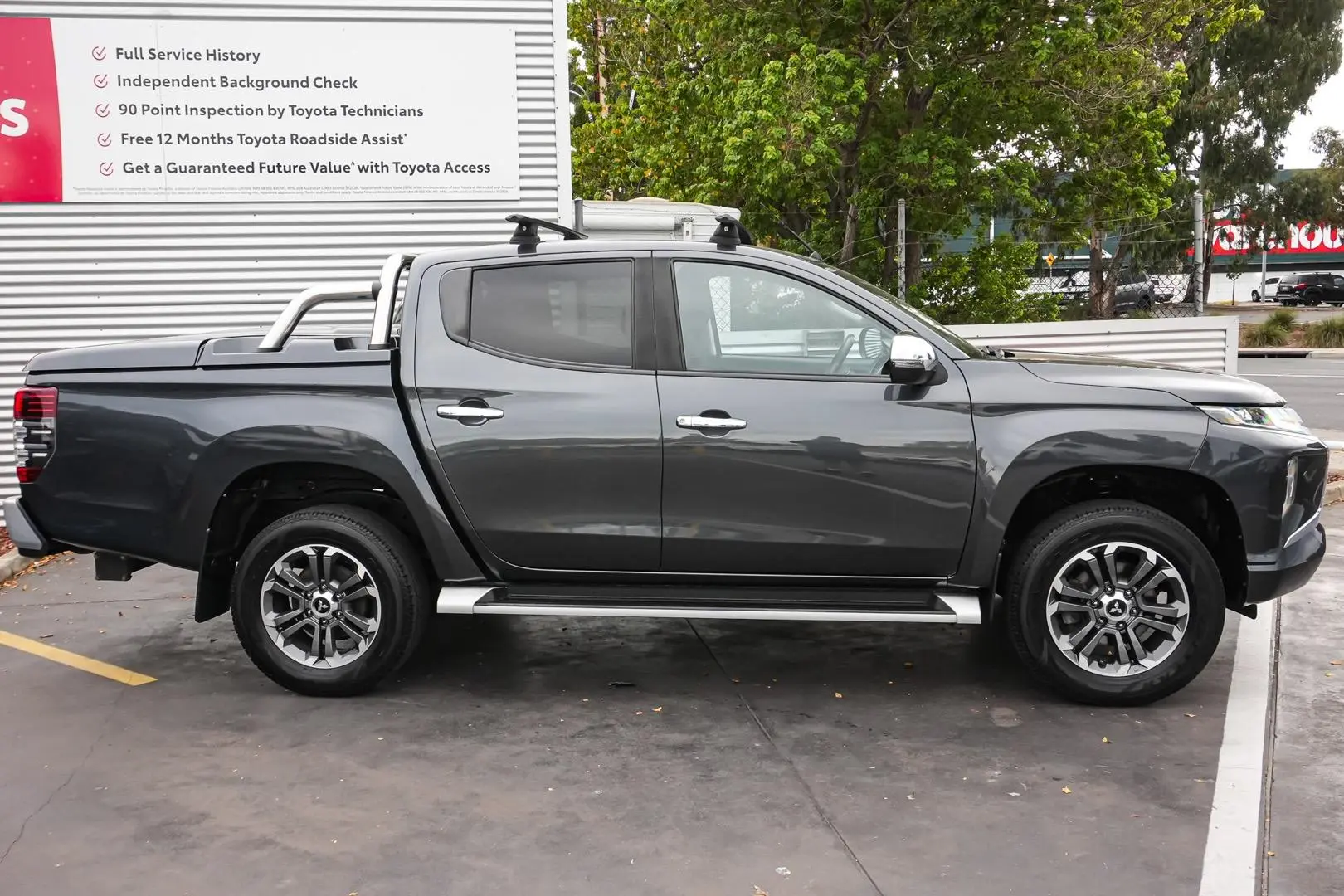 2019 Mitsubishi Triton Gallery Image 4