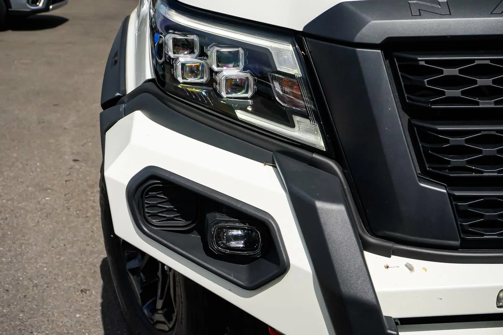 2023 Nissan Navara Gallery Image 10