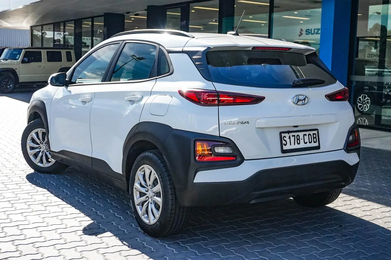 2019 Hyundai Kona Gallery Image 3