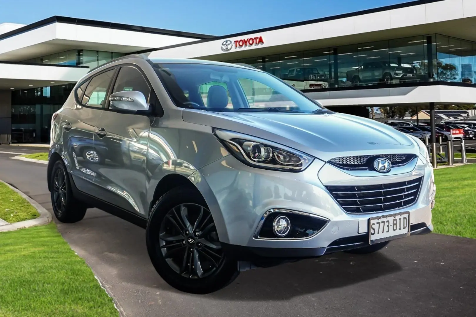 2015 Hyundai ix35 Gallery Image 1