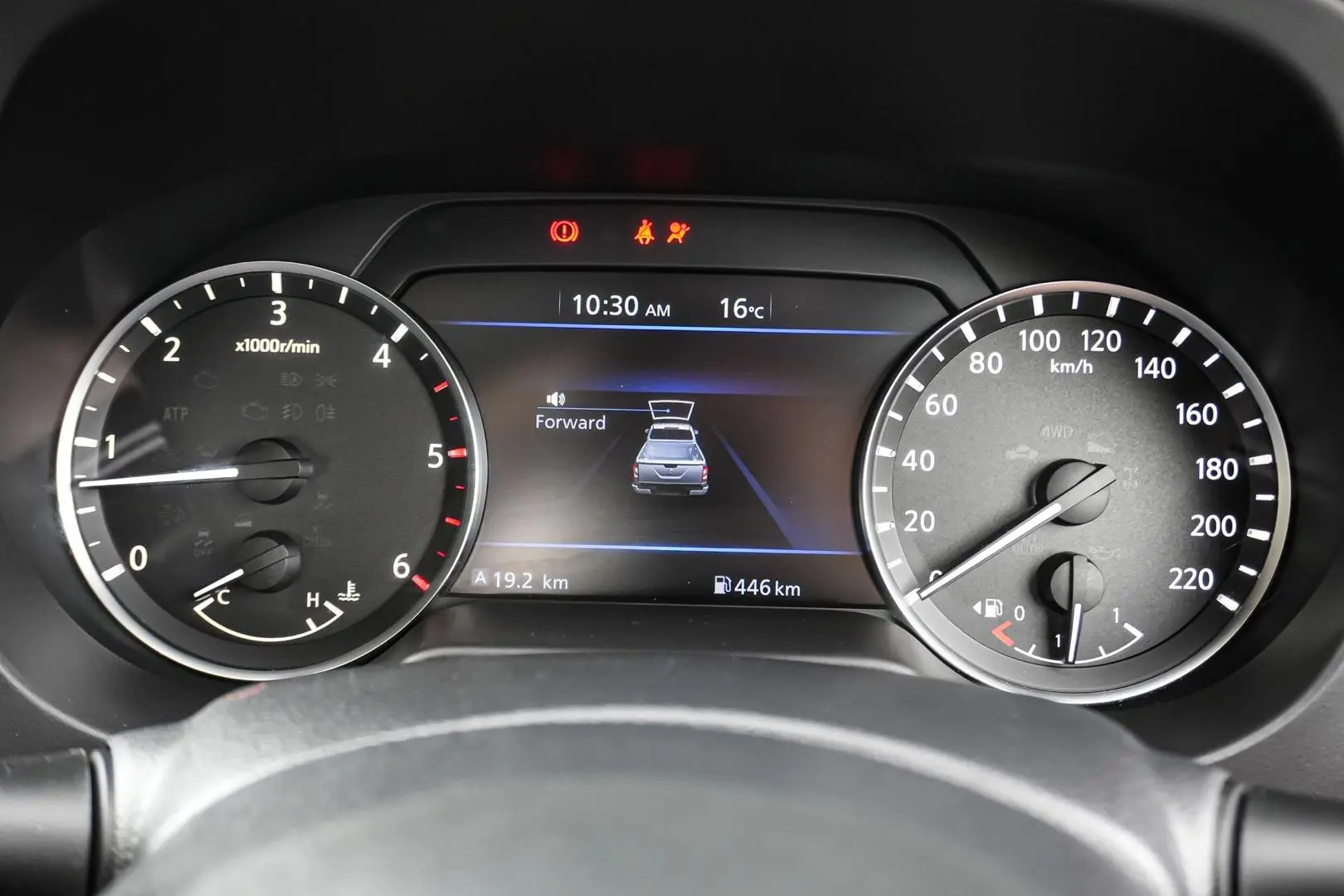 2022 Nissan Navara Gallery Image 15