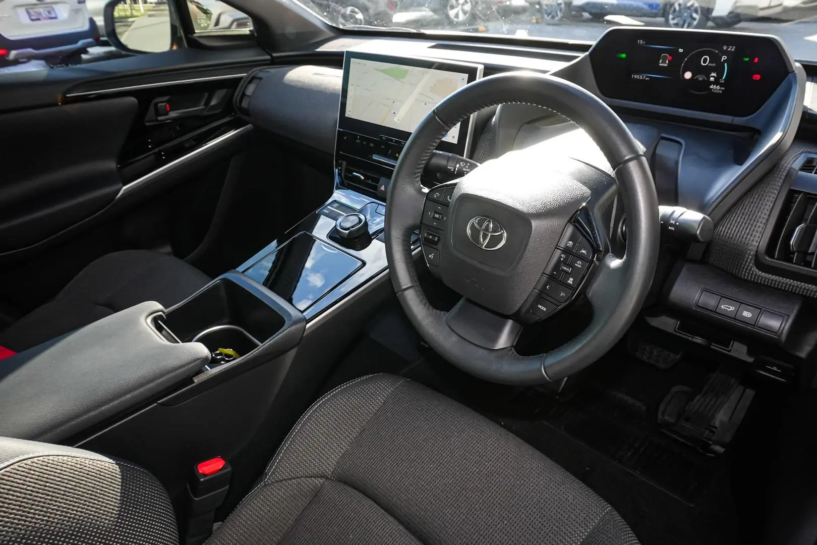 2024 Toyota bZ4X Gallery Image 7