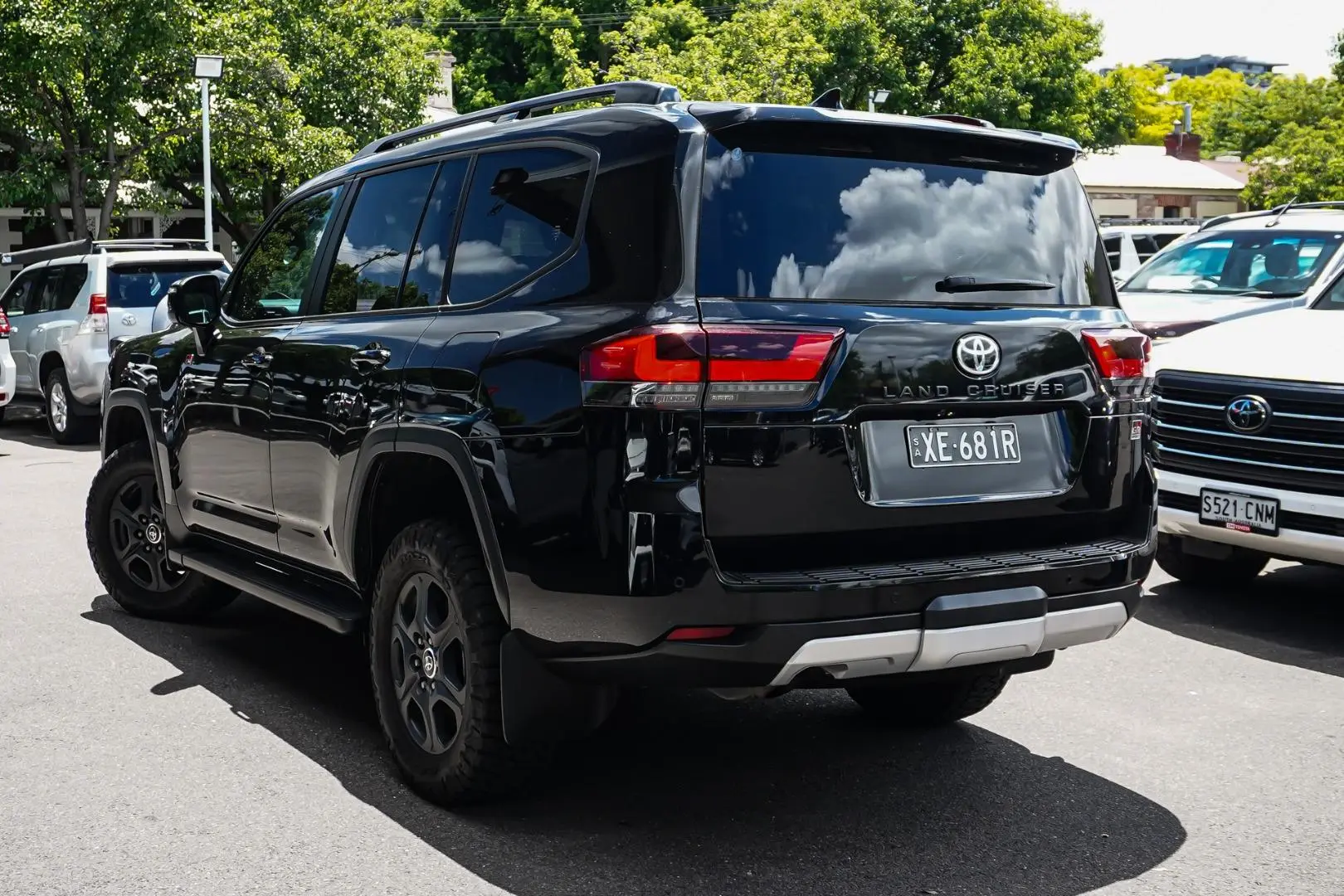 2024 Toyota Landcruiser Gallery Image 3