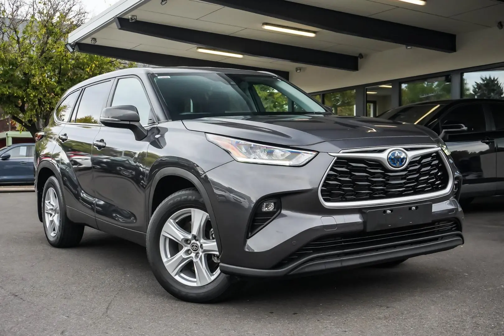 2024 Toyota Kluger Gallery Image 2