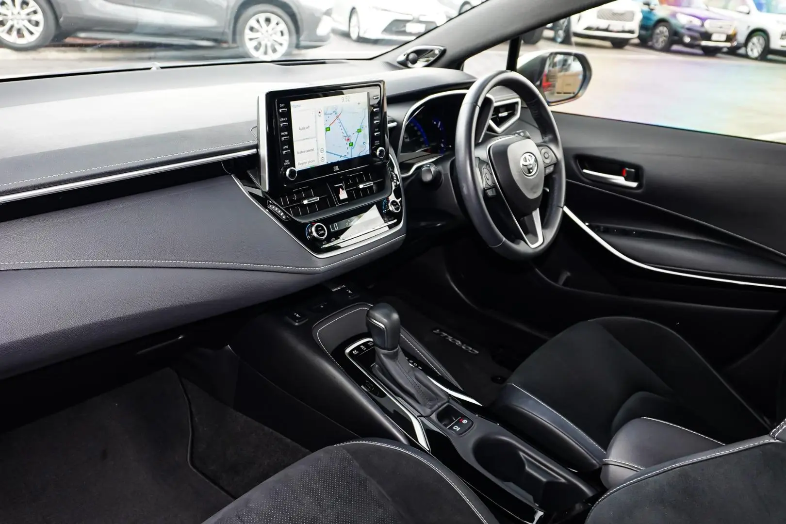 2020 Toyota Corolla Gallery Image 11