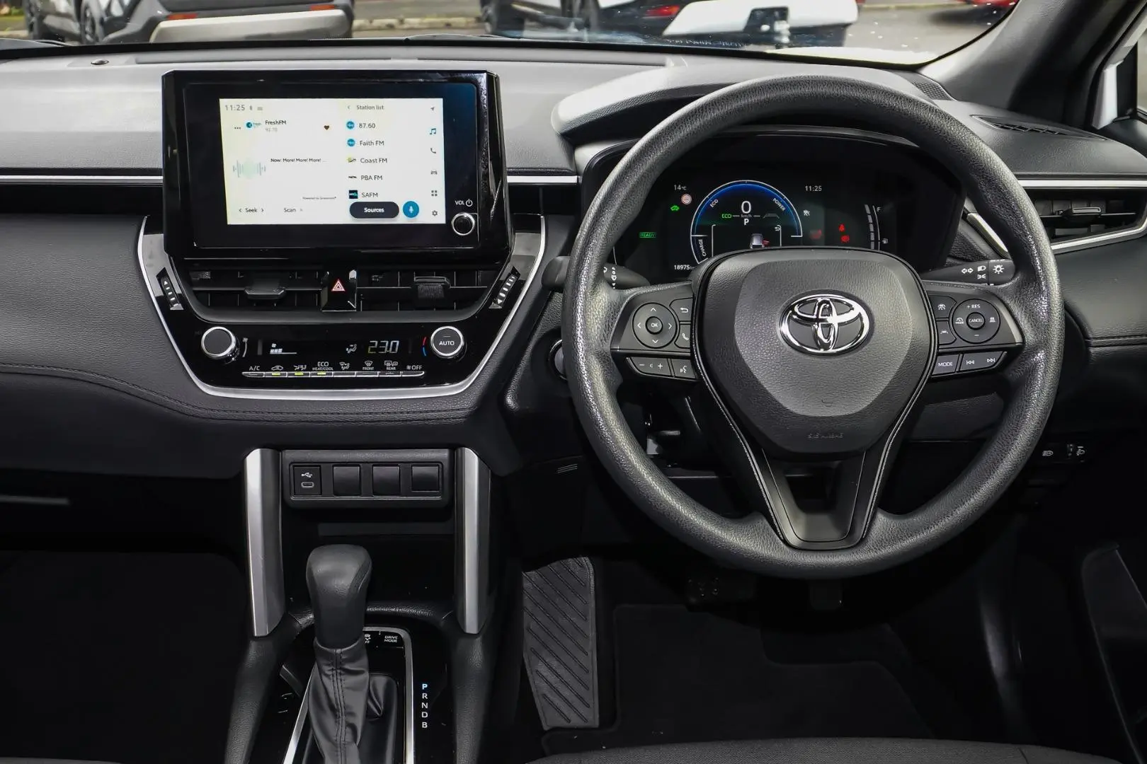 2025 Toyota Corolla Cross Gallery Image 9