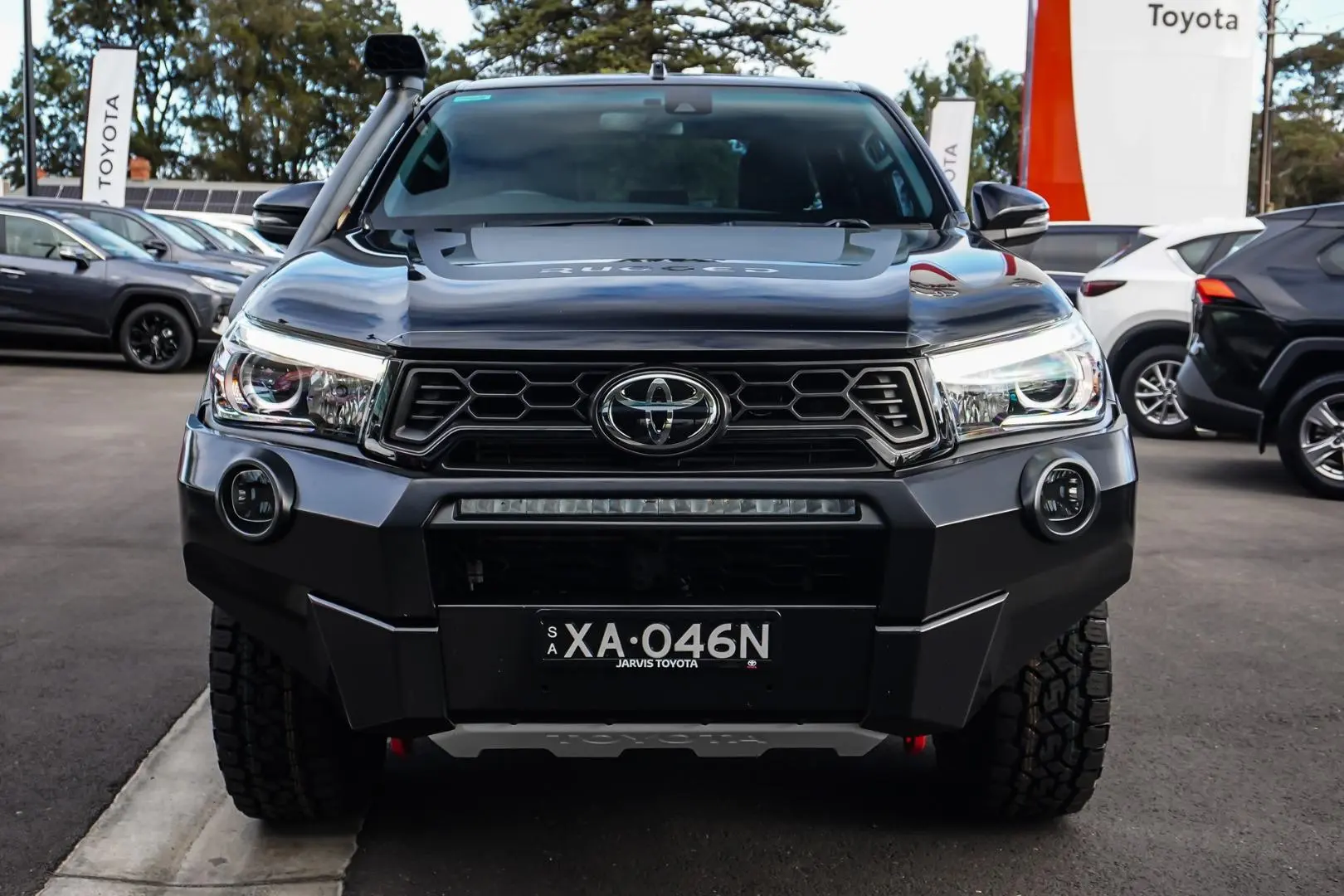 2019 Toyota Hilux Gallery Image 4