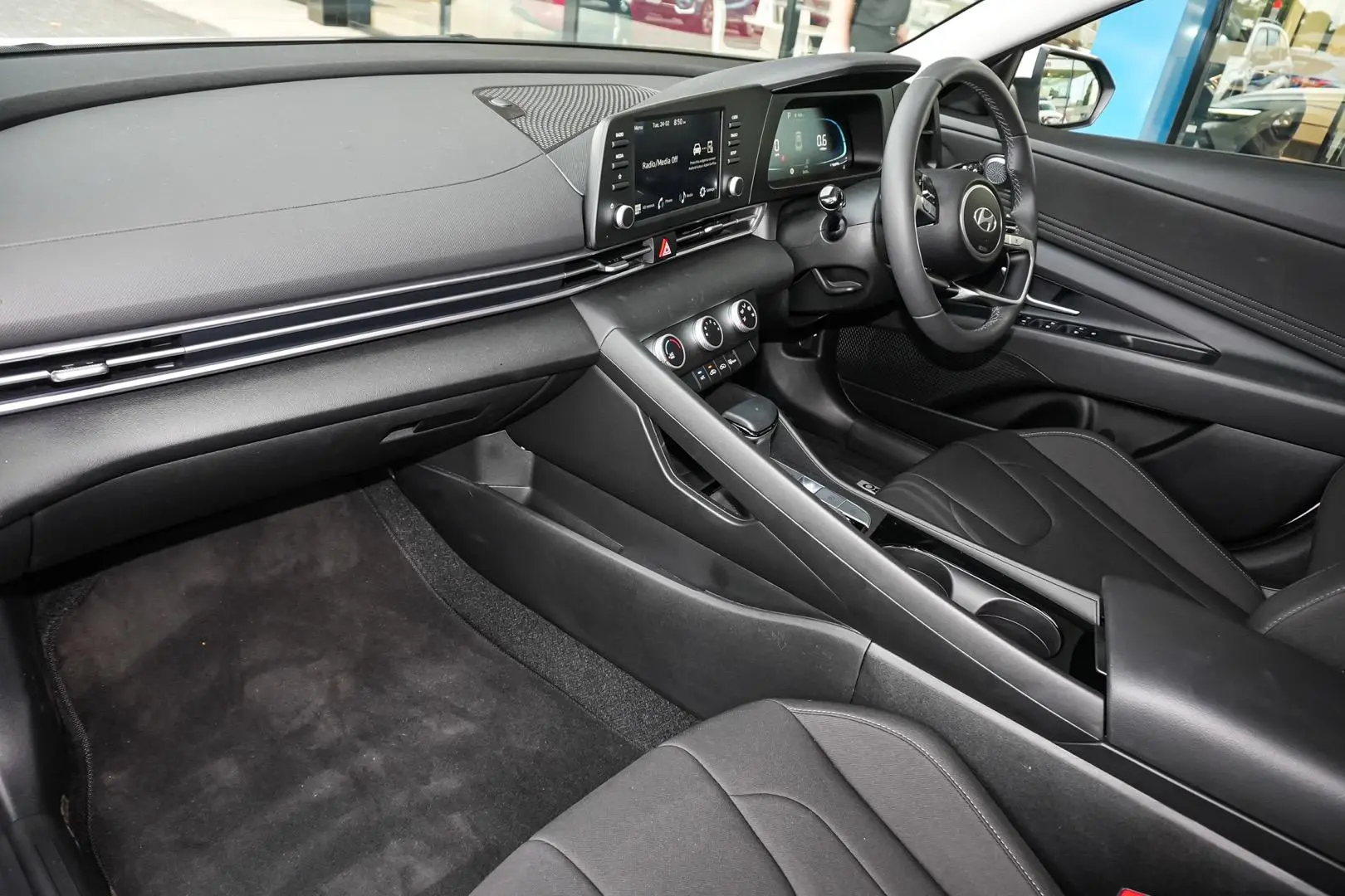 2025 Hyundai i30 Gallery Image 10