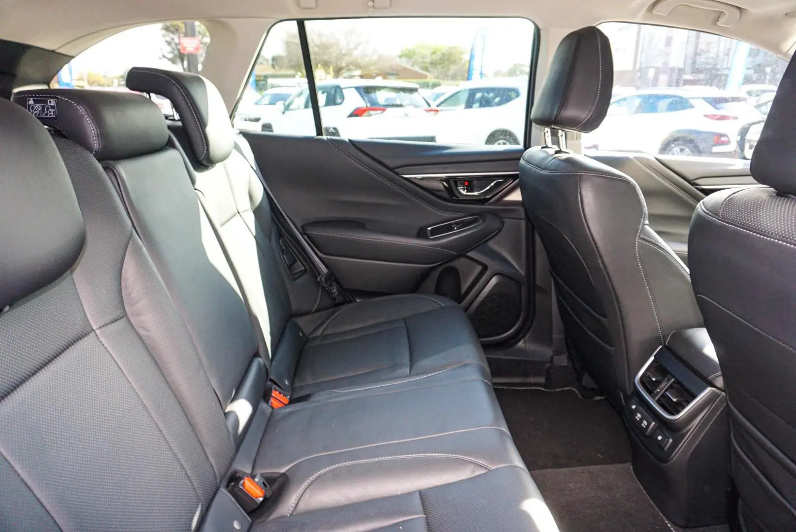 2022 Subaru Outback Gallery Image 9